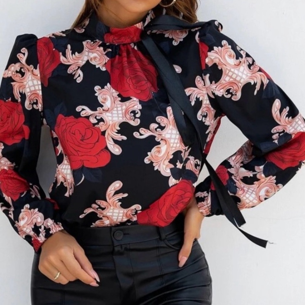 ✨ Elegant Floral Long Sleeve Blouse | Size M ✨